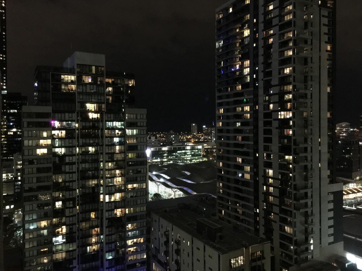Apartments On The Fifth Melbourne Exterior foto